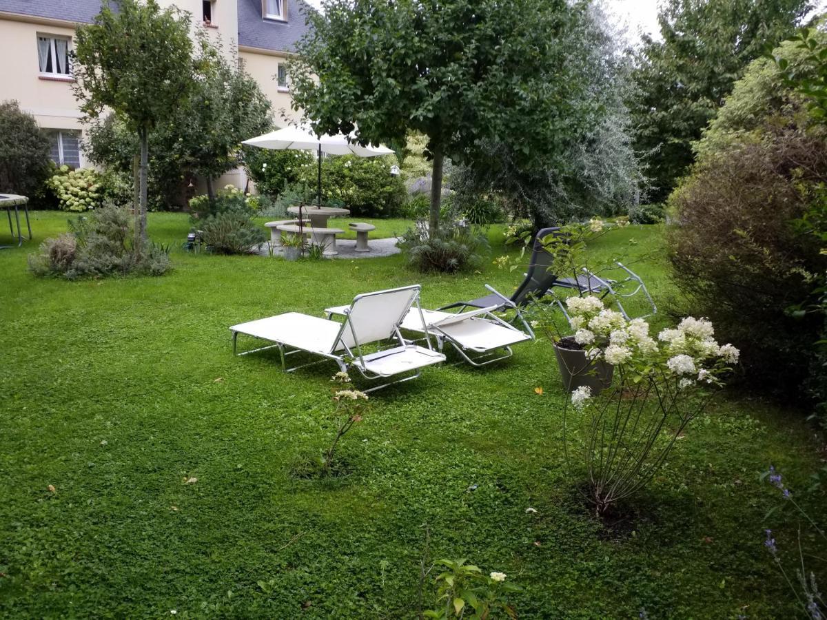 Appartements Et Gite Les Hauts De Sophia Trouville-sur-Mer Eksteriør bilde