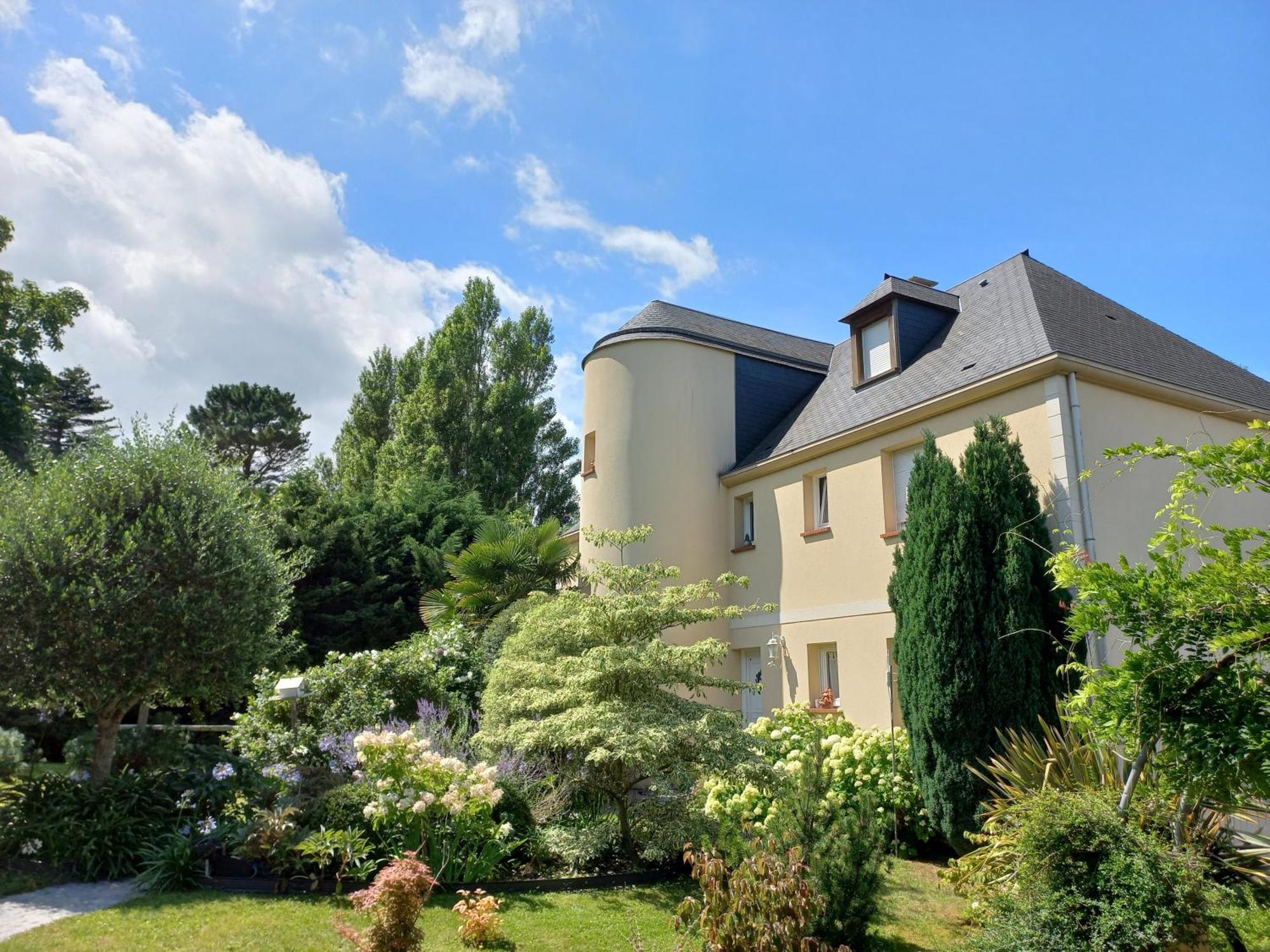 Appartements Et Gite Les Hauts De Sophia Trouville-sur-Mer Eksteriør bilde