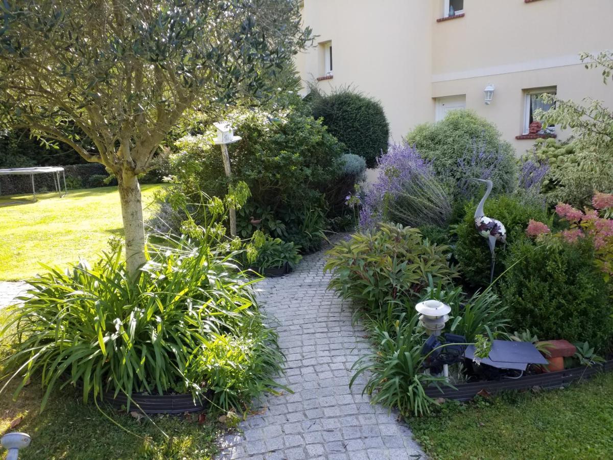 Appartements Et Gite Les Hauts De Sophia Trouville-sur-Mer Eksteriør bilde